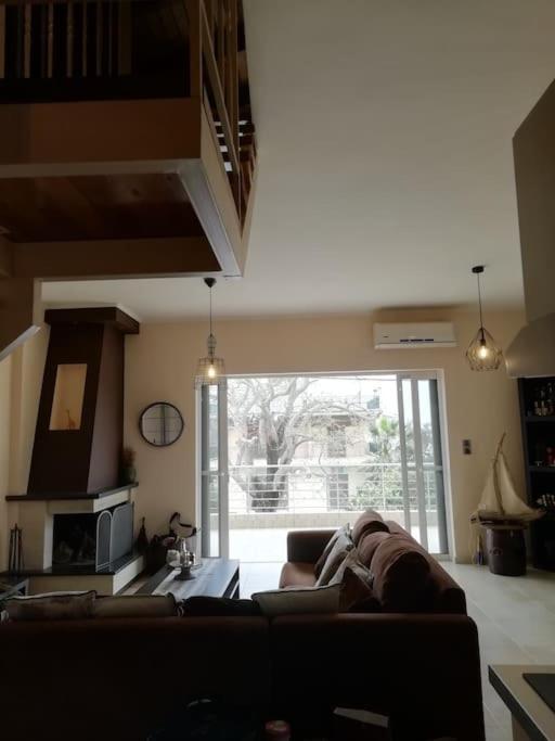 Nikolas Apartment. Aktaio Rio Patra Bagian luar foto